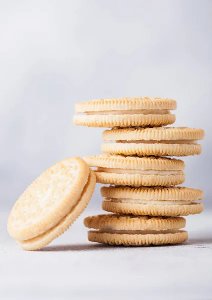 Sandwich Cookie Consisting Two Chocolate Wafers Cream Filling Glass Milk — Stock Photo, Image