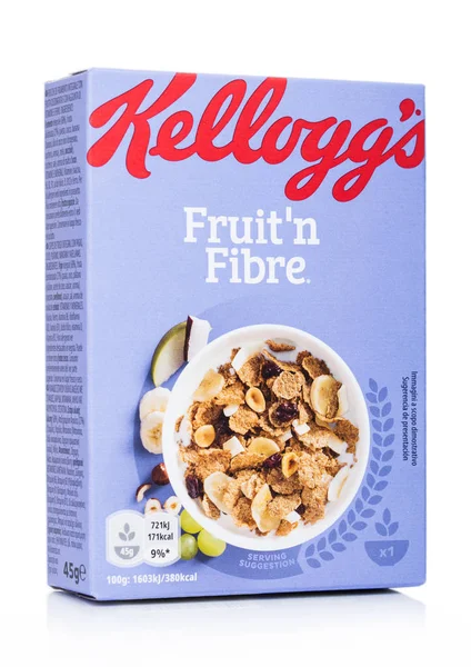 LONDRES, Reino Unido - MAIO 29, 2019: Pacote de Flocos de Frutas e Fibras Kellogg, nova edição de grãos de alimentos saudáveis sobre fundo branco . — Fotografia de Stock