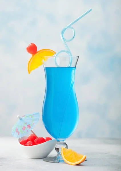 Blue Lagoon Summer Cocktail Classic Glass Sweet Cocktail Cherries Orange — Stock Photo, Image