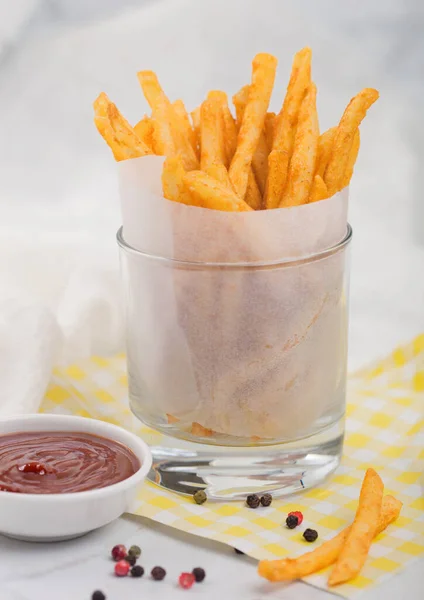 French Fries Potato Chips Glass Tomato Ketchup Pepper Yellow Restaurant — Stock Photo, Image