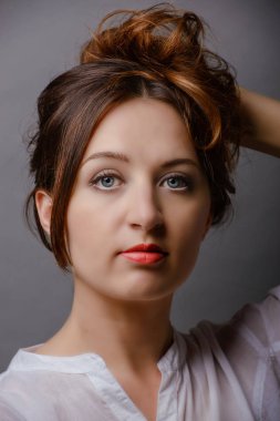 genç güzel esmer kadın portre Studio