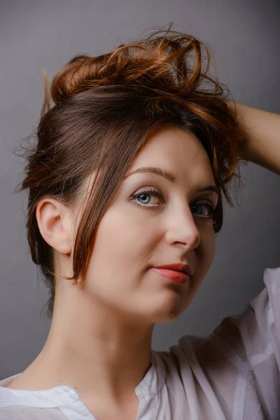 Young Beautiful Brunette Woman Portrait Studio — Stock Photo, Image