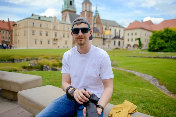 Adam Cracow, Wawel eski kale gezi sırasında.