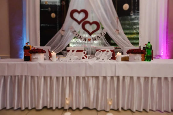 Gyönyörűen Díszített Esküvői Asztal Egyéb Részletek Esküvői Teremben Esküvő Napja — Stock Fotó