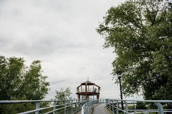 Natuurobservatietoren Voor Milieubescherming Waterbeheer Bij Het Dorp Nowe Warpno Polen — Stockfoto