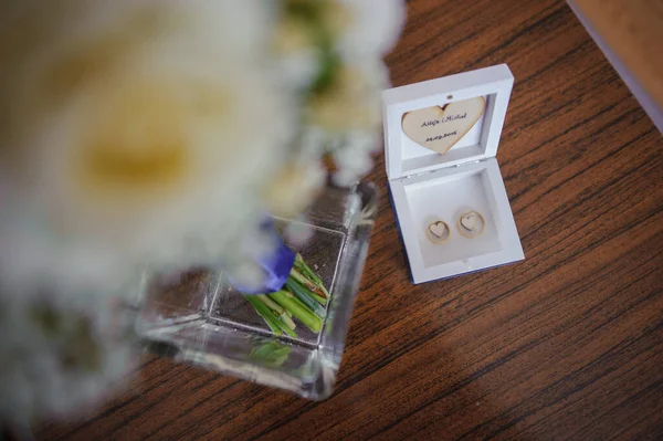 Hermosos Dos Anillos Bodas Dorados Hecho Material Más Alta Calidad — Foto de Stock