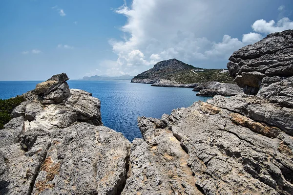 Skalistego Urwiska Wybrzeże Wyspa Rodos — Zdjęcie stockowe