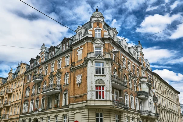 Gevel Van Een Residentieel Gebouw Met Balkons Poznann — Stockfoto