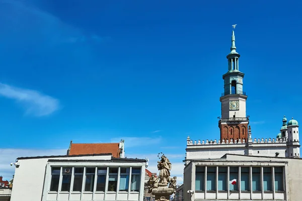Postava Svatého Jana Nepomuckého Náměstí Rynek Poznani — Stock fotografie