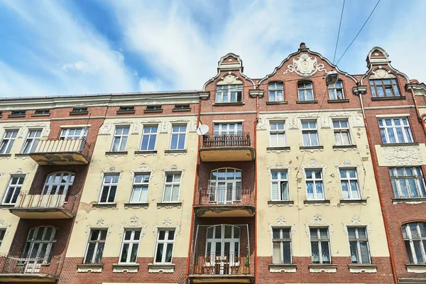 Facciata Edificio Residenziale Con Balconi Poznan — Foto Stock