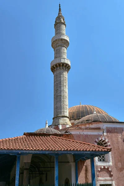 Mezquita Turca Con Minarete Ciudad Rodas Grecia —  Fotos de Stock