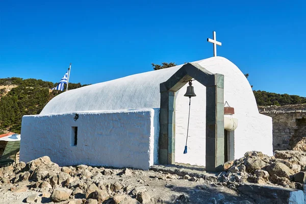 Μια Πέτρα Ορθόδοξο Εκκλησάκι Στο Νησί Της Ρόδου Στην Ελλάδα — Φωτογραφία Αρχείου