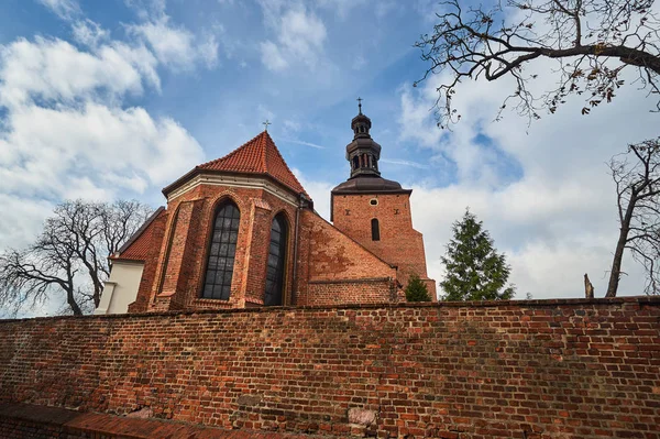 Tuğla Ortaçağ Duvar Gniezno Gotik Parish Kilisesi — Stok fotoğraf