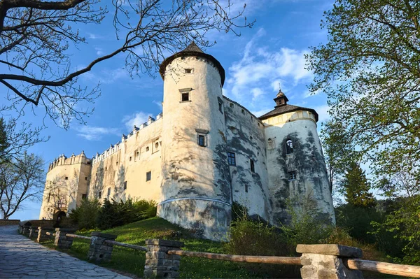 Torre Fortaleza Medieval Niedzica Polônia — Fotografia de Stock