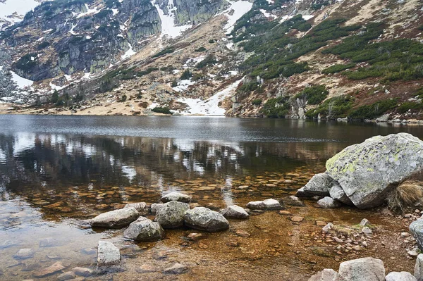 Estanque Pequeño Las Montañas Gigantes Invierno Polonia — Foto de Stock