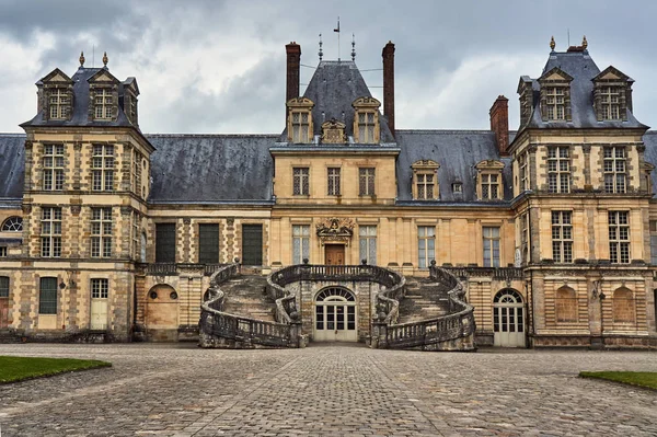 法国枫丹白露的王宫的片段 — 图库照片