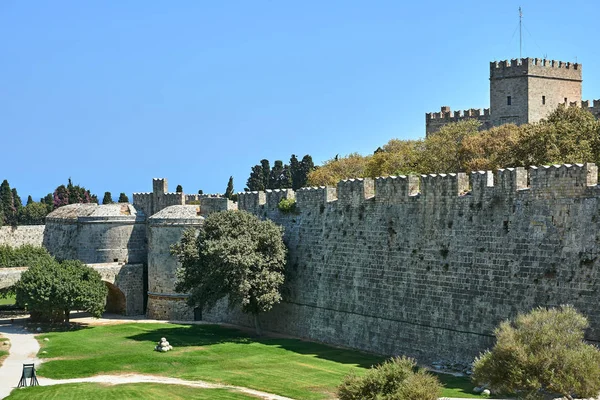 Foso Las Torretas Del Castillo Medieval Orden Joannita Ciudad Rodas — Foto de Stock