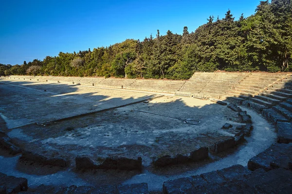 ロードス島の街の古代競技場の石造りの遺跡 — ストック写真