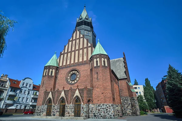 Neogotycki Kościół Dzwonnicą Poznaniu — Zdjęcie stockowe
