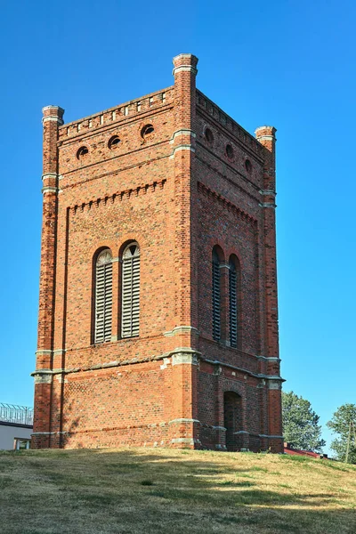 Campanario Histórico Forma Torre Gótica Cuatro Lados Pueblo Lubasz —  Fotos de Stock