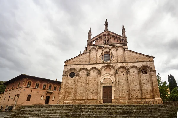 Fachada Una Iglesia Histórica Ciudad Massa Maritima Toscana — Foto de Stock