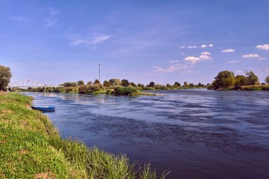 Polonya'da Warta Nehri'ne Notec Nehri'nin köprü ve haliç