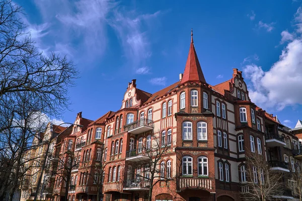 Art Nouveau Gevel Torentje Van Het Gebouw Poznan — Stockfoto