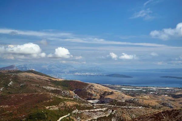 Havet Bergen Och Staden Split Kroatien — Stockfoto