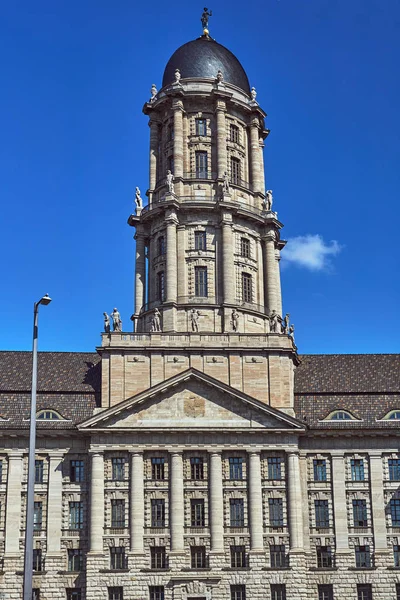 Edifício Neoclássico Histórico Com Torre Berlim — Fotografia de Stock