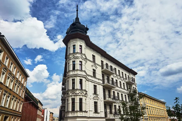 Poznan Yeniden Inşa Edilmiş Tarihi Art Nouveau Tenement — Stok fotoğraf