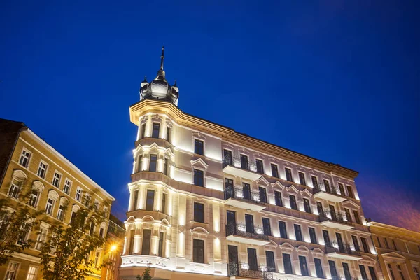 Una Storica Casa Stile Liberty Ricostruita Notte Poznan — Foto Stock