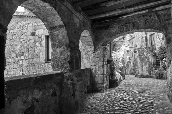 Cobblestone Street Med Stenarkader Staden Sorano Toscana Italien — Stockfoto