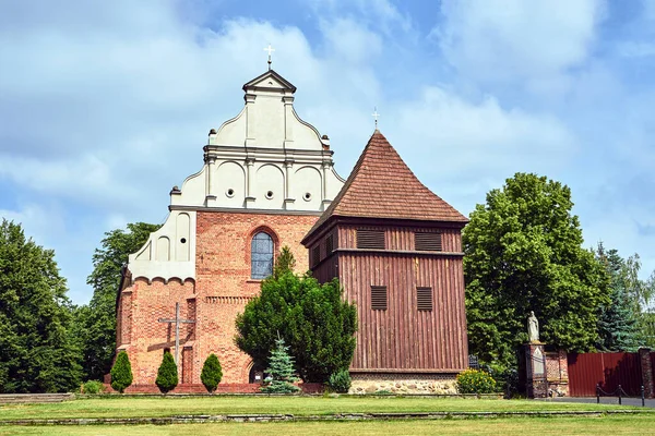 Poznan Daki Tarihi Gotik Kilisesinin Ahşap Çan Kulesi — Stok fotoğraf