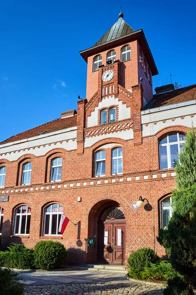 Das Historische Rathaus Aus Rotem Backstein Der Kleinstadt Lubniewice Polen — Stockfoto