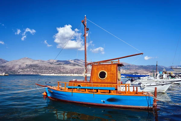 Trä Segelbåt Hamnen Lixouri Kefalonia Grekland — Stockfoto