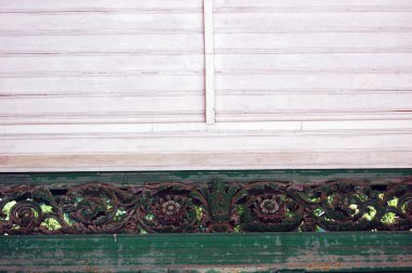 arka plan olarak Dekoratif-süsleme elementler ile ahşap plakalar 