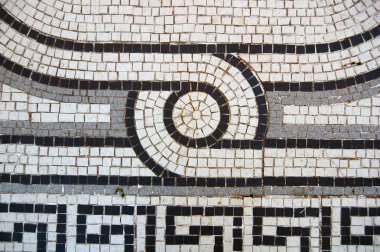 süsler ile binanın katında tek renkli mozaik  