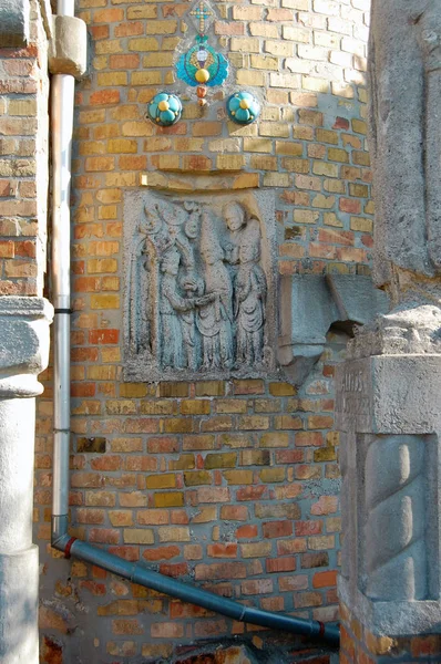 Utsidan Antika Tempel Med Sten Dekorationer Tegelvägg — Stockfoto