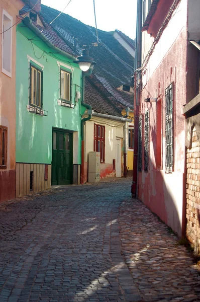 Vista Rua Velha Cidade Com Edifícios Coloridos Durante Dia — Fotografia de Stock