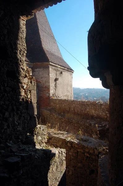 Esterno Del Vecchio Castello Con Torri Finestre Decorazioni Antiche — Foto Stock