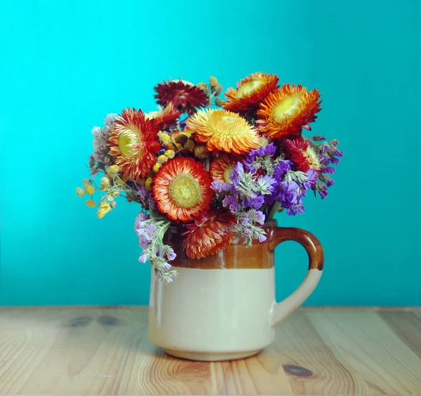 Nahaufnahme Von Schönen Strauß Von Bunten Herbstblumen — Stockfoto