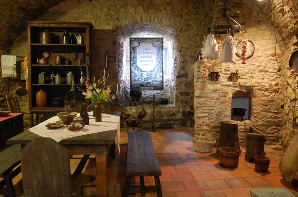 Interior Antigo Restaurante Tradicional Com Mesa Madeira Servida — Fotografia de Stock