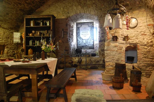 Interior Antigo Restaurante Tradicional Com Mesa Madeira Servida — Fotografia de Stock