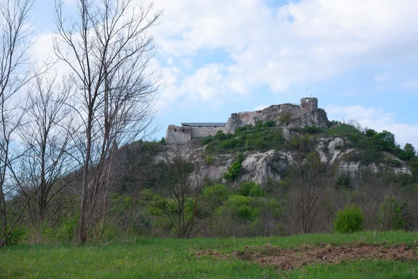 Γραφική Θέα Στα Ερείπια Του Αρχαίου Κάστρου — Φωτογραφία Αρχείου