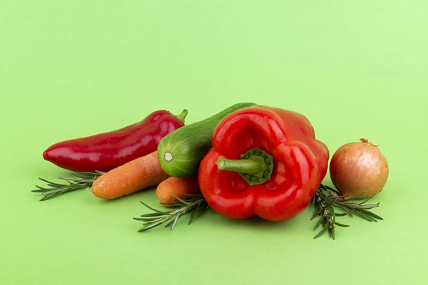 Legumes Frescos Saudáveis Fundo Verde — Fotografia de Stock