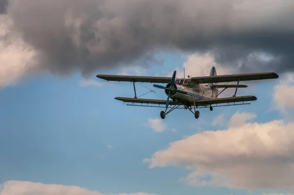 Antonov Biplane Skies Clouds Retro Biplane — Stock Photo, Image
