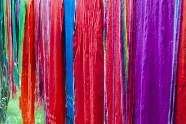 Artigianato colorato tessuto fatto a mano . — Foto Stock