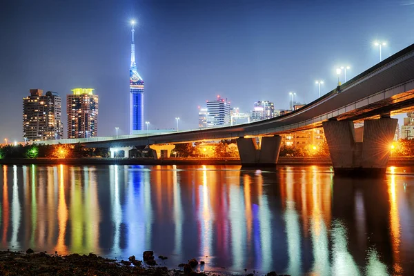 Nattvy på Fukuoka City. — Stockfoto