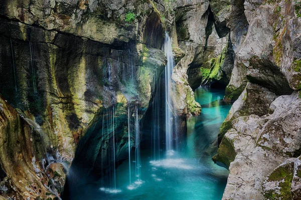 Waterfalls in the gorge of Soca river — Stock Photo, Image