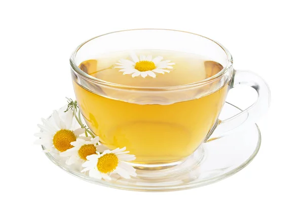 Xícara de chá de camomila isolado em branco — Fotografia de Stock
